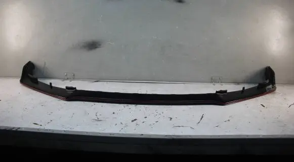 Front bumper lip