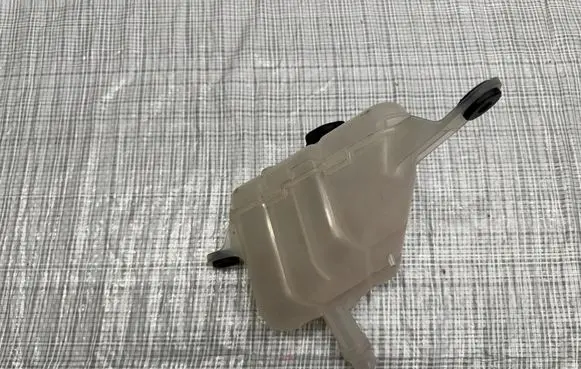Maserati Grecale Coolant expansion tank/reservoir 50532261