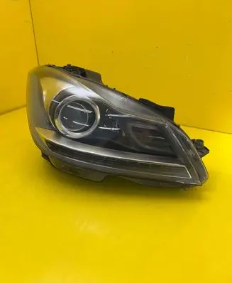 Mercedes-Benz C W204 Headlight/headlamp A2048205659
