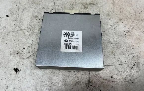 Volkswagen Golf VI Power management control unit 1K0919041