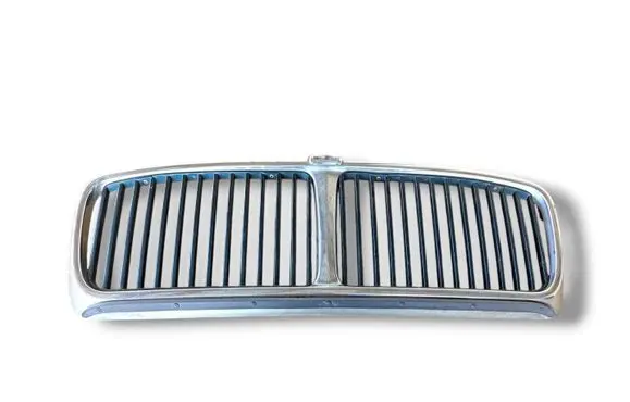 Jaguar XJ X40 Front grill BEC5665