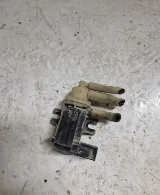 Volkswagen Caddy Turbo solenoid valve 1K0906627B 4011464A