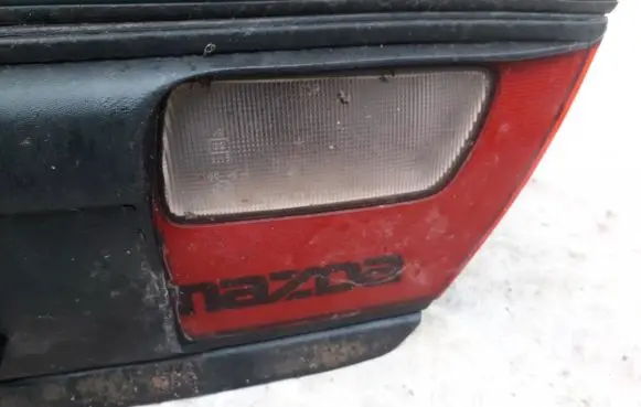 Mazda 323 F Tailgate rear/tail lights