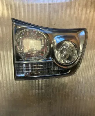 Lexus RX 300 Tailgate rear/tail lights RD4R 0200 8567