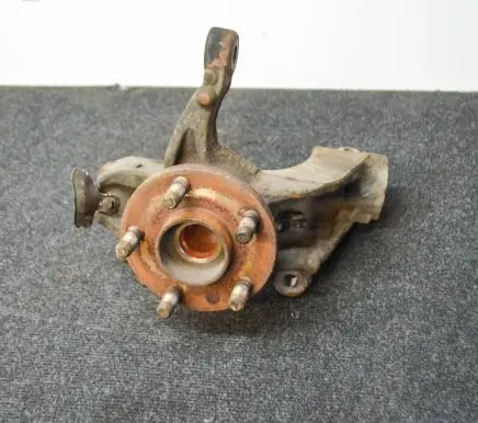 Ford Galaxy Front wheel hub 6G913K170A