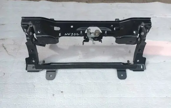 Nissan e-NV200 Electric car charge socket