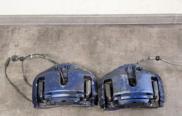 BMW 7 F01 F02 F03 F04 Front brake caliper 34116786817 34116786818 BMW6036