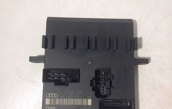 Audi A8 S8 D3 4E Comfort/convenience module 4E0907279J 00007898B4