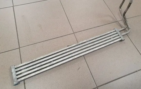 BMW 7 F01 F02 F03 F04 Power steering radiator 7576825