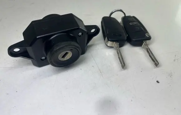 Audi A6 S6 C6 4F Ignition lock 4F0909131E 4F0910131 33301301
