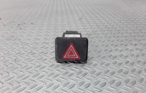 Audi A4 S4 B6 8E 8H Hazard light switch 8E0941509