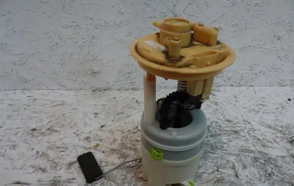 Mitsubishi Colt In-tank fuel pump