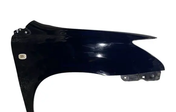 Lexus RX 300 Fender
