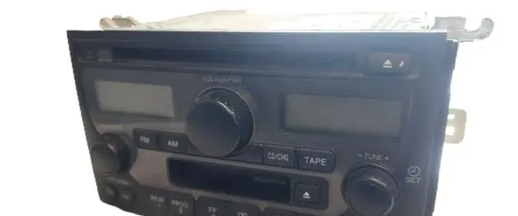 Honda Pilot I Radio/CD/DVD/GPS head unit 39100-S9V-A100