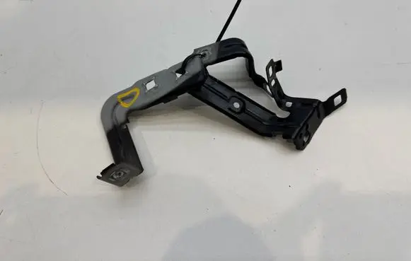 BMW 1 F20 F21 Fender mounting bracket 