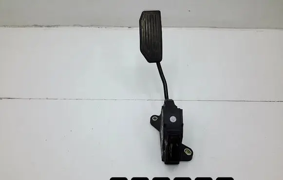 Toyota Auris 150 Accelerator throttle pedal