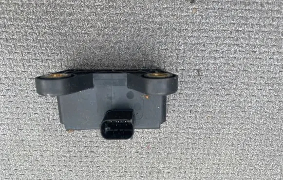 Renault Laguna III ESP acceleration yaw rate sensor 479310001R 10170106033 FC77K05V34