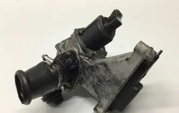 Renault Espace - Grand espace IV Throttle valve 8200056350
