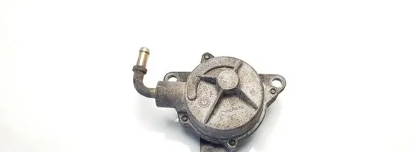 Renault Espace III Vacuum pump