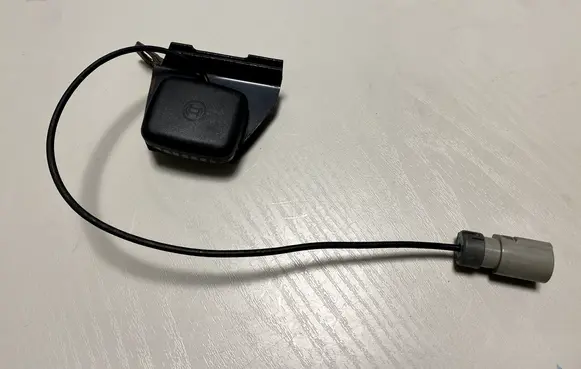 Mercedes-Benz G W461 W463 1st Gen Aerial GPS antenna A4638270101