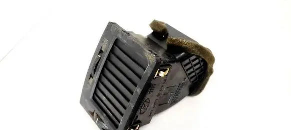 Hyundai Getz Dashboard side air vent grill/cover trim
