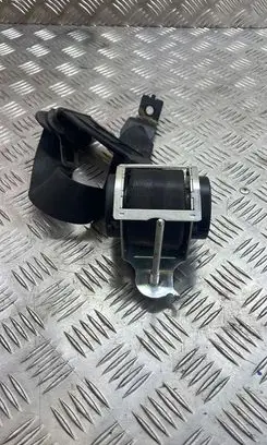 Opel Astra H Front seatbelt 560834901