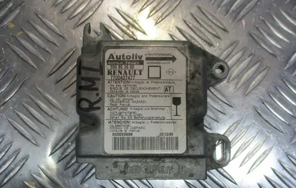 Renault Megane I Airbag control unit/module 7700437477