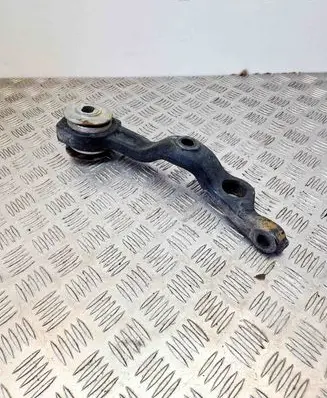 Front lower control arm/wishbone