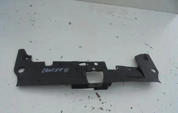 Mitsubishi Lancer VIII Front piece kit POZOSTAE