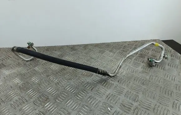 KIA Sorento Air conditioning (A/C) pipe/hose P8366800