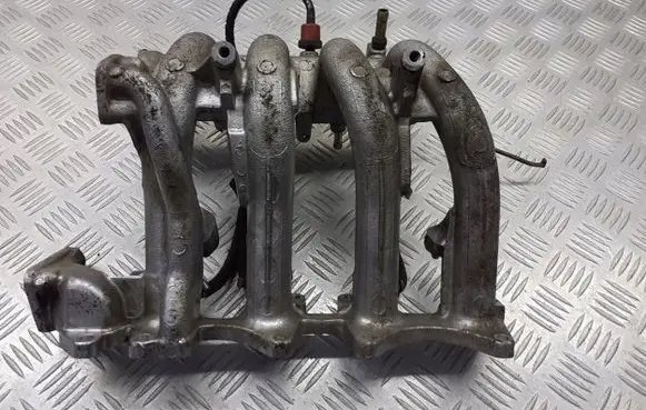 Mitsubishi Colt CZ3 Intake manifold