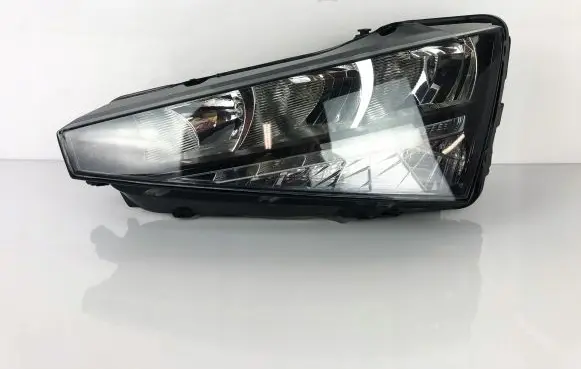 Skoda Scala Headlight/headlamp 657941015