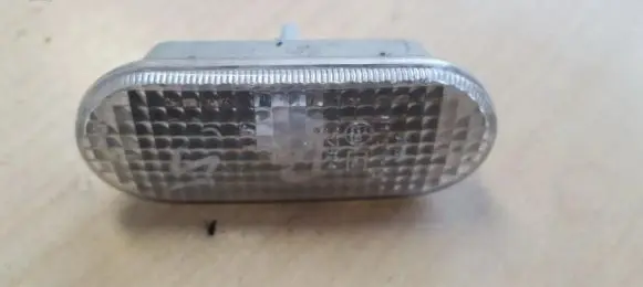 Ford Galaxy Front fender indicator light 1j5949117a