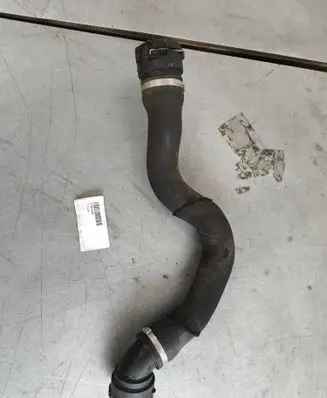 Jaguar XE Engine coolant pipe/hose T2H4028