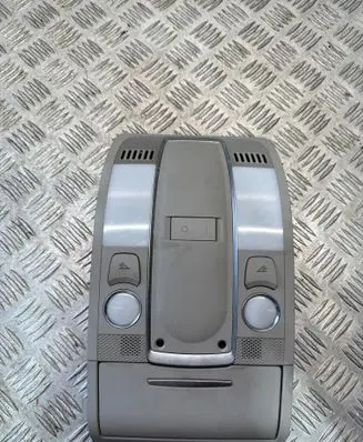 Audi Q7 4L Front seat light 4F0951177