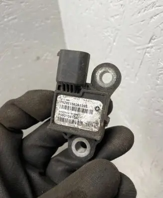 Jeep Grand Cherokee (WJ) Airbag deployment crash/impact sensor P56010410AC TRFME1562A1395
