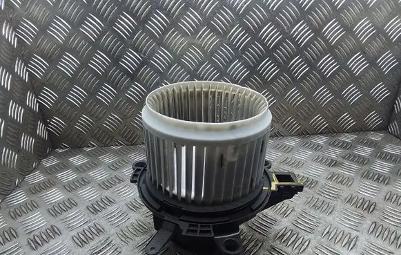 Peugeot Traveller Heater fan/blower 5P1330100 5P130001