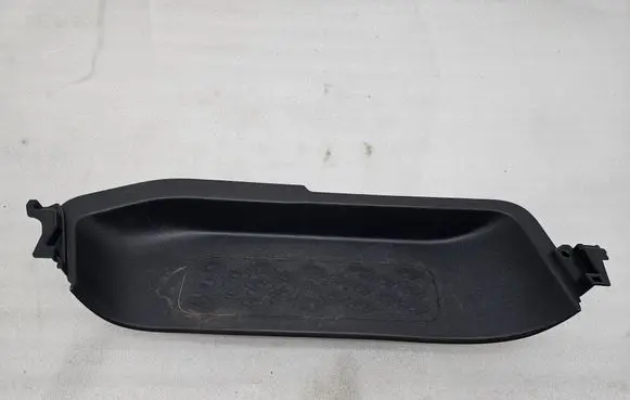 Volkswagen ID. Buzz Front sill trim cover 522950534 1T3863725B