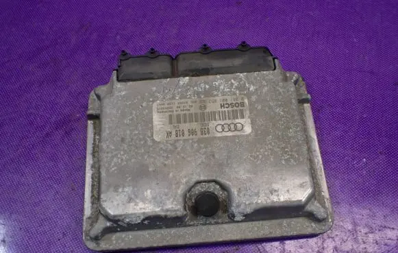 Audi A3 S3 8L Engine control unit/module ECU 038906018AK