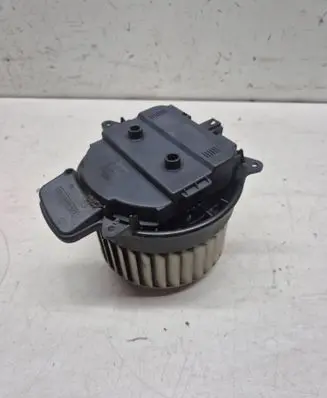 Audi A8 S8 D4 4H Heater fan/blower 4H1820021B