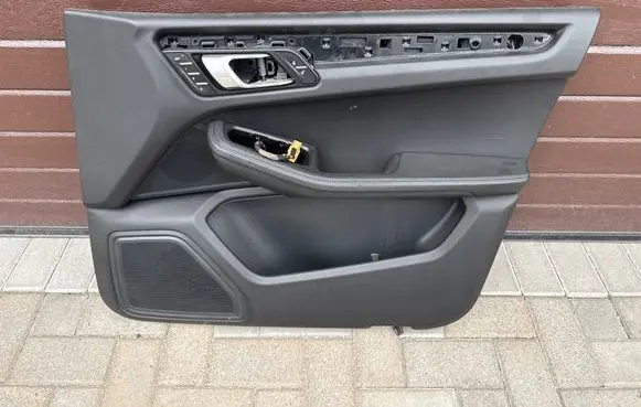 Porsche Macan (95B) Front door card panel trim 95B867012 95B971035AR 95B971035