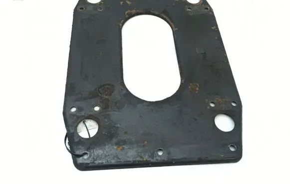 Jaguar XJS Rear differential/diff mount bracket 