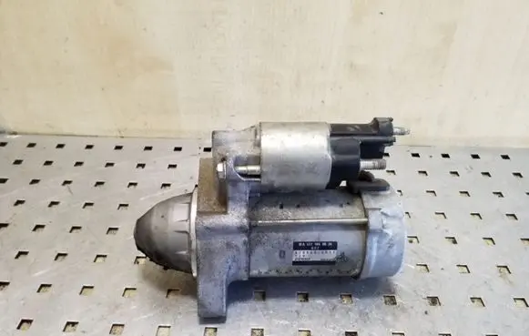 Mercedes-Benz Sprinter W906 Starter motor A6519060026 4280005511