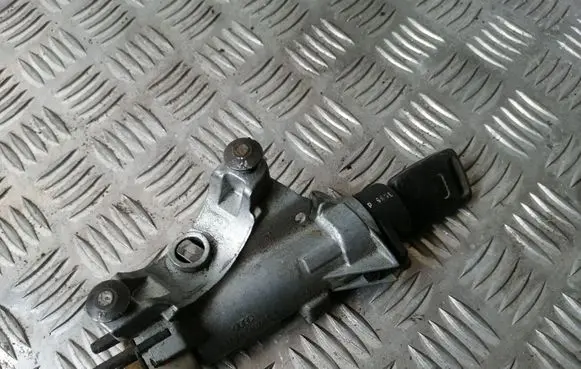 Audi A4 S4 B5 8D Ignition lock 4D0905851E