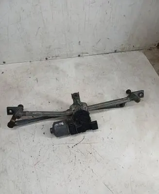 Skoda Fabia Mk1 (6Y) Front wiper linkage and motor 6Q1955119A 0390241524 6Q1955119
