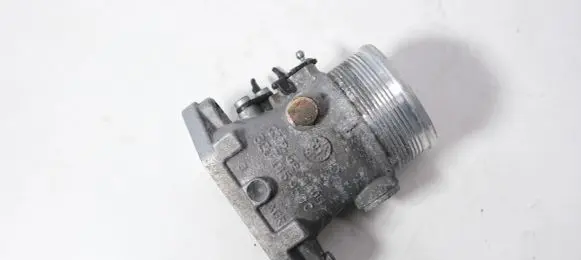 Audi A4 S4 B6 8E 8H Throttle valve 8E0145950C