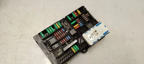 BMW X5 G05 Fuse module 8706214 8795477