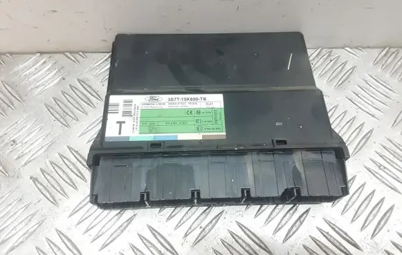 Ford Mondeo Mk III Comfort/convenience module 3S7T15K600TB