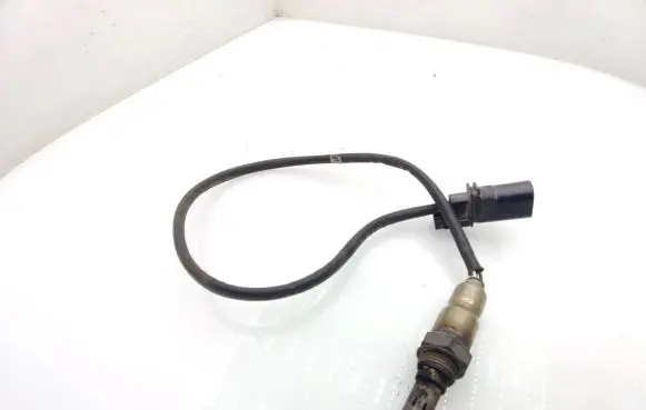 Volkswagen Caddy Lambda probe sensor 03L906262A