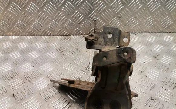 Toyota Corolla Verso AR10 Gearbox mount